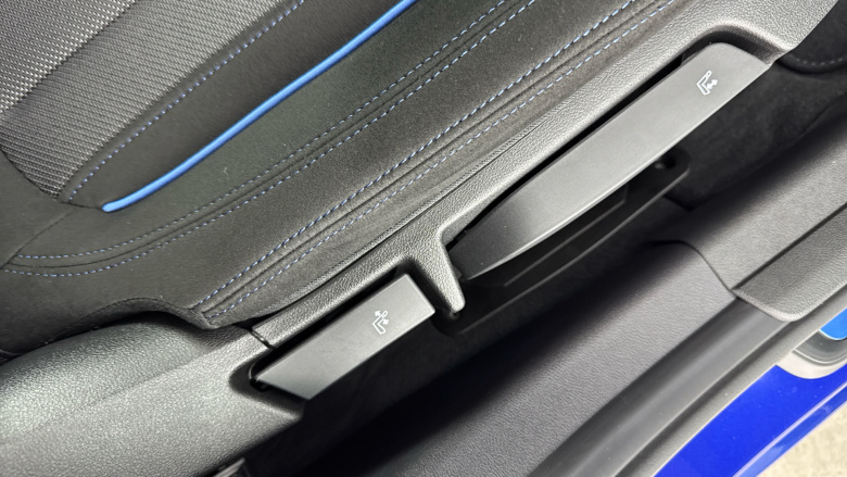 BMW 3 Series 320i M Sport 4dr Step Auto [Pro Pack] Petrol Saloon